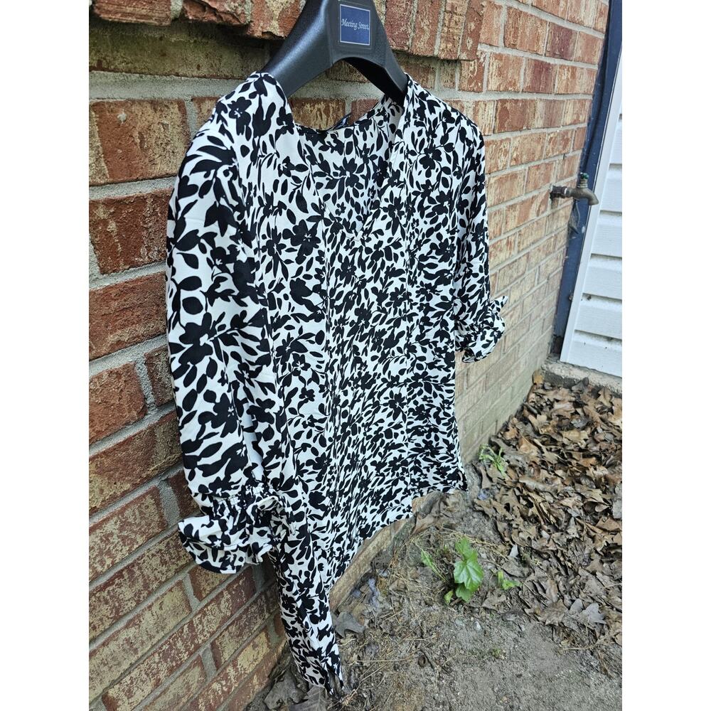 Well Worn Womens Blouse Size M NWT Floral Balloon Sleeve Career Top Office Shirt
